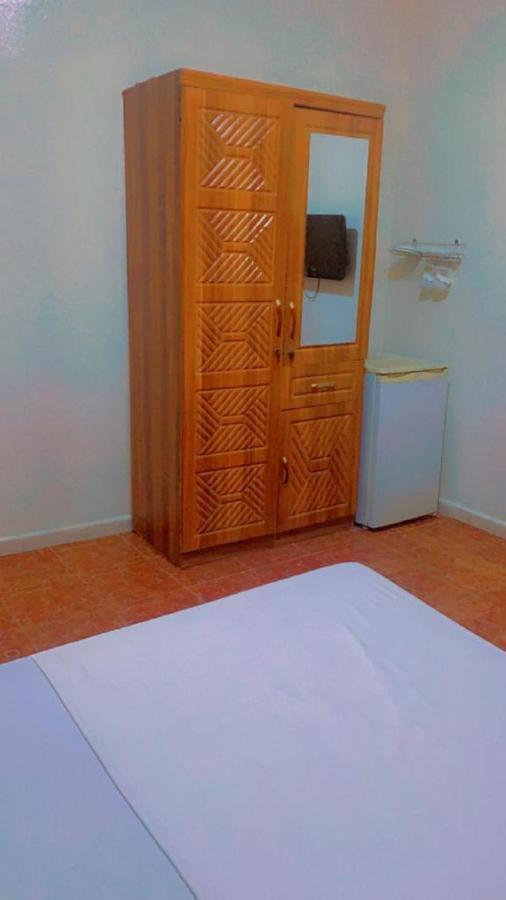 Tres Belle Toilette Interieure A Ouest Foire Appartement *